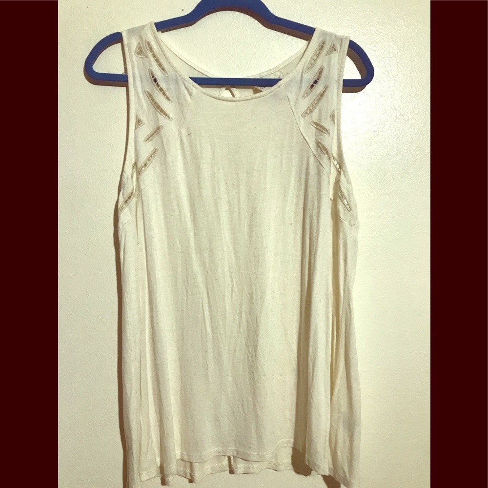 Crochet detail tank